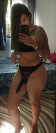 Brunna Amani — 7 / 9