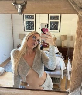 riiyal, Escort, Miami