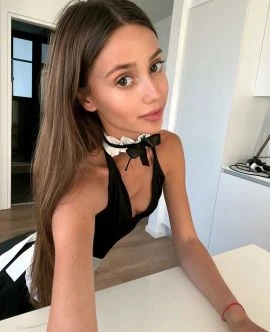 Anya — 3 / 9