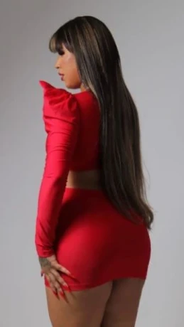 Nicole Sanches — 3 / 4