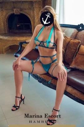 Zoe — 3 / 7
