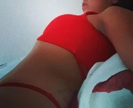 Lays Cortês — 2 / 5