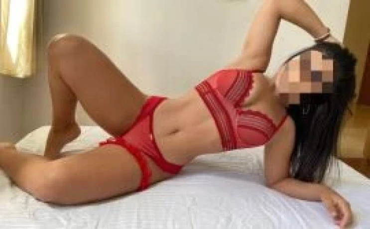 Laís Dinís — 1 / 9