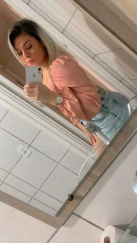 Pietra Vasconcelos, Escort, Navegantes