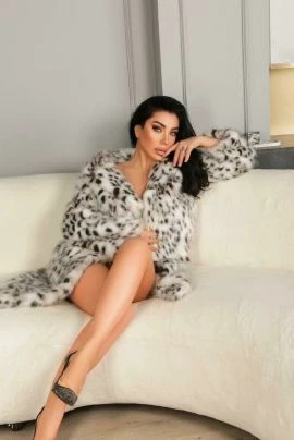 Emma — 6 / 9