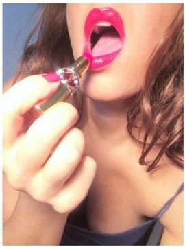 Female Escort — 6 / 9