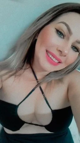 Laura Coelho — 8 / 9