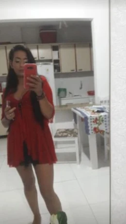 Amanda Martinelli — 3 / 8