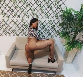 Yara Assayag, Escort, Minas Gerais