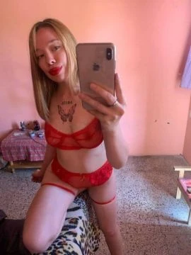 Mia, Escort, London