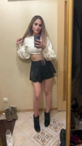 Alina — 5 / 9