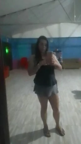 Mariana Mendes — 1 / 5