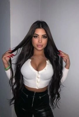Eliz — 3 / 9