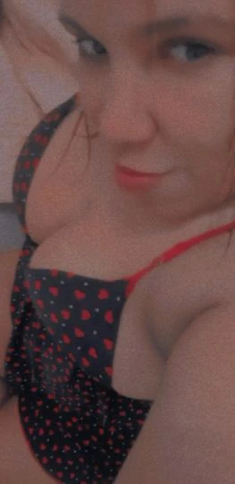 Gabi Barros — 4 / 5