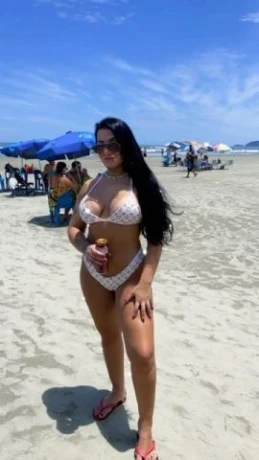 Thais Andrade — 3 / 5