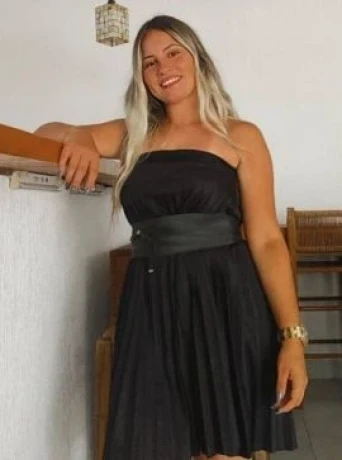 Andressa Mendes — 3 / 4