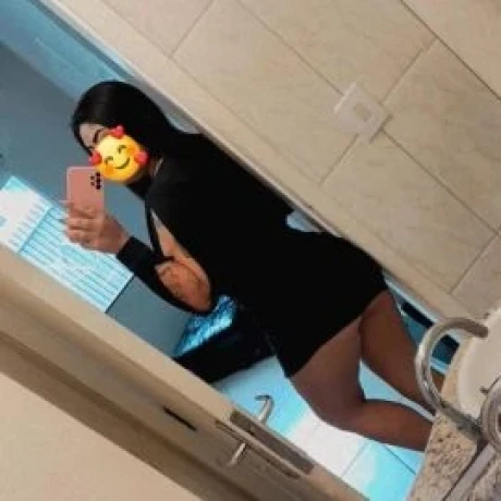 Lauana Paiva — 5 / 8