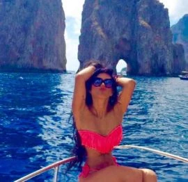 Afef, Escort, Milan