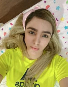 Sophia Brown — 8 / 9