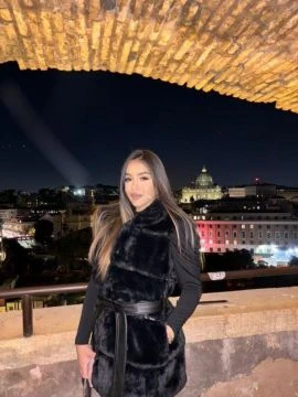 Isabella — 6 / 9