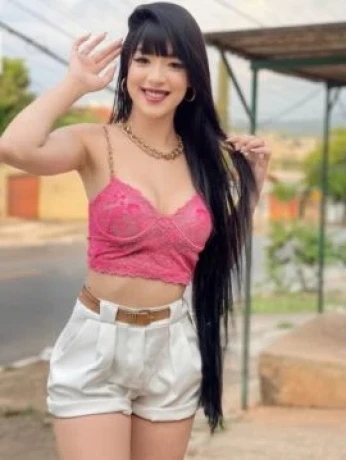 Yasmin Bellucio — 3 / 9