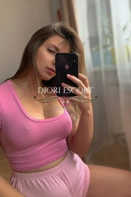 Valery — 7 / 9