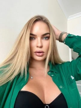 DUO ESCORT BABES — 4 / 6