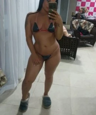 Latiffa Diaz — 4 / 5