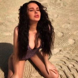 Mariana — 2 / 5