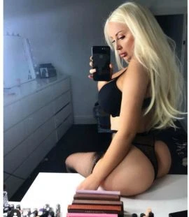 Helen — 7 / 8