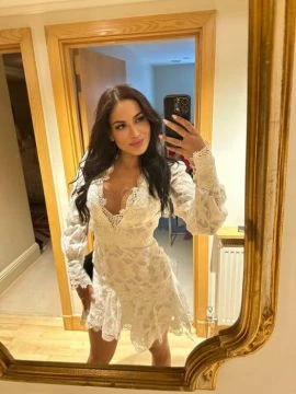 Anitta — 2 / 7