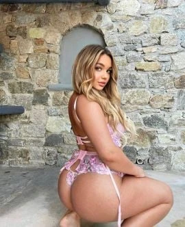 Kristina New — 4 / 9