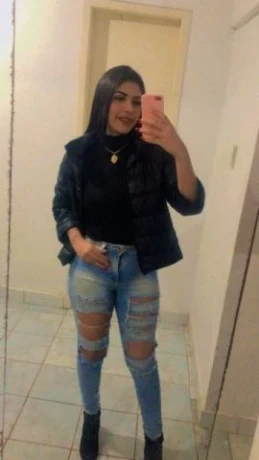 Camila Vasconcelos — 2 / 7