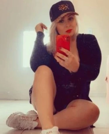 Karen Fran — 1 / 5