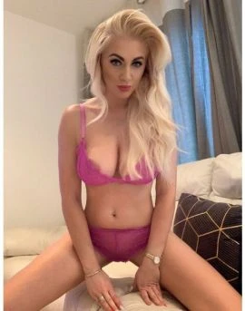 Leyla, Escort, London