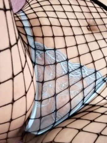 Fernanda Gomes — 8 / 9