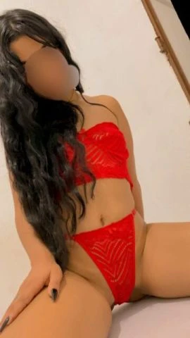 Yasmin Couto — 4 / 5