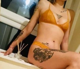 Sara — 4 / 7