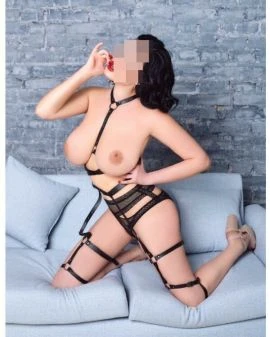 Female Escort — 5 / 7