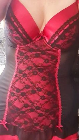 Eva, Escort, Arnhem