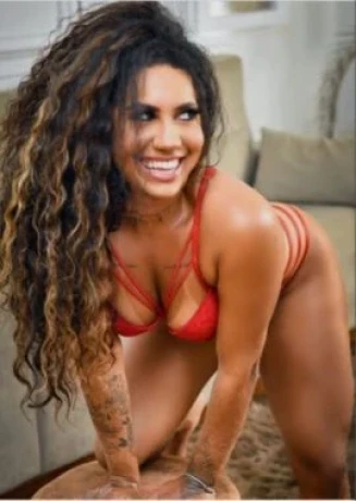 Maylla Matos — 5 / 6