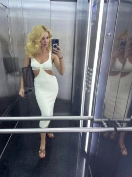 Meri, Escort, London