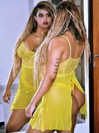 Mirella Alcântara — 3 / 5