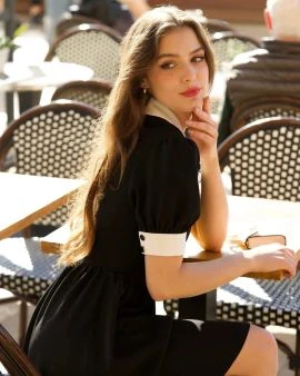 Naomie brunelle — 2 / 6