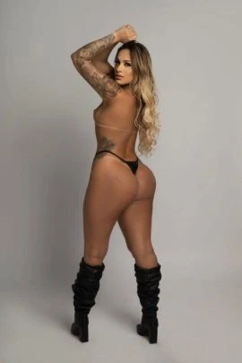 Kim — 3 / 4