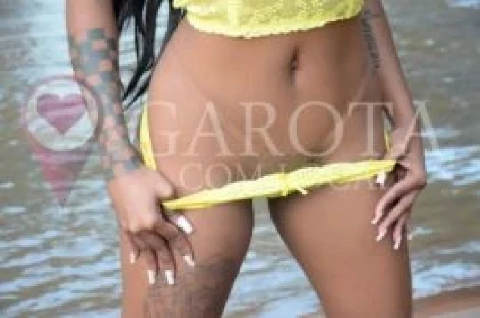 Manuella Vaz — 1 / 4