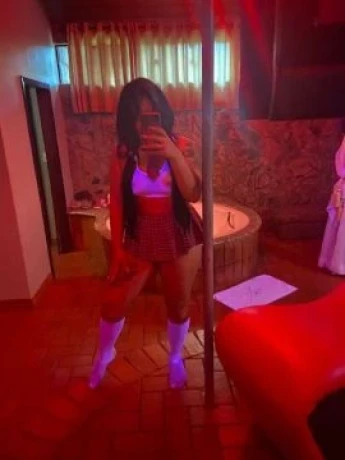 Mayumi Yochida — 2 / 4