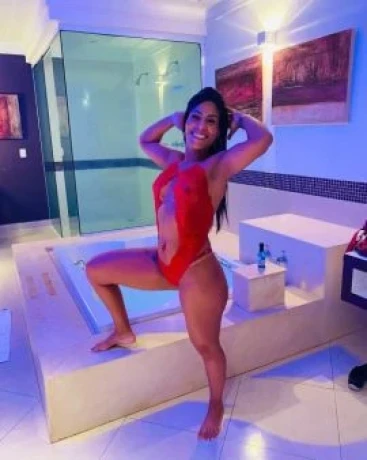 Sheyla Manuela — 4 / 6