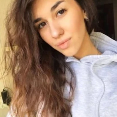 Regina, Escort, Warsaw