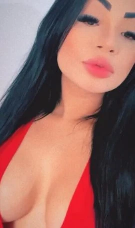 Alessandra Alves — 4 / 5